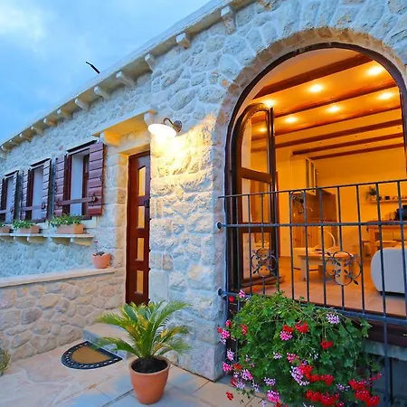 Holiday home Eler *